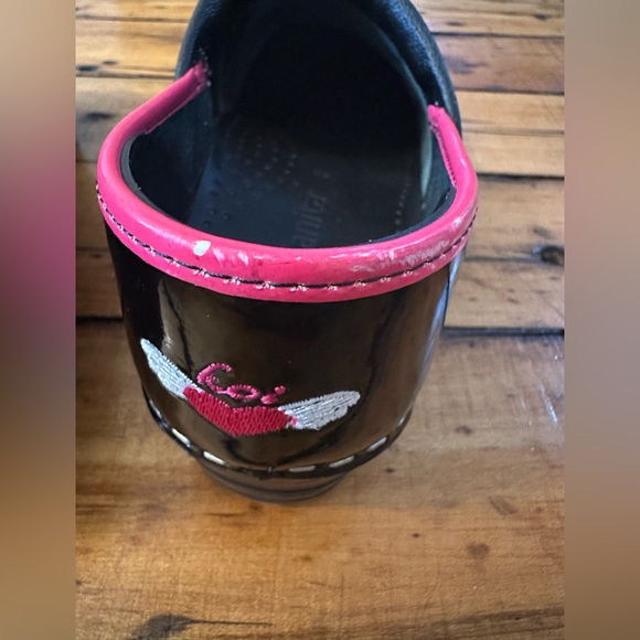 Paisley w pink contrast Sanita Koi clogs size 38 - Picture 8 of 8